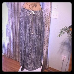 Black and White Print Skirt